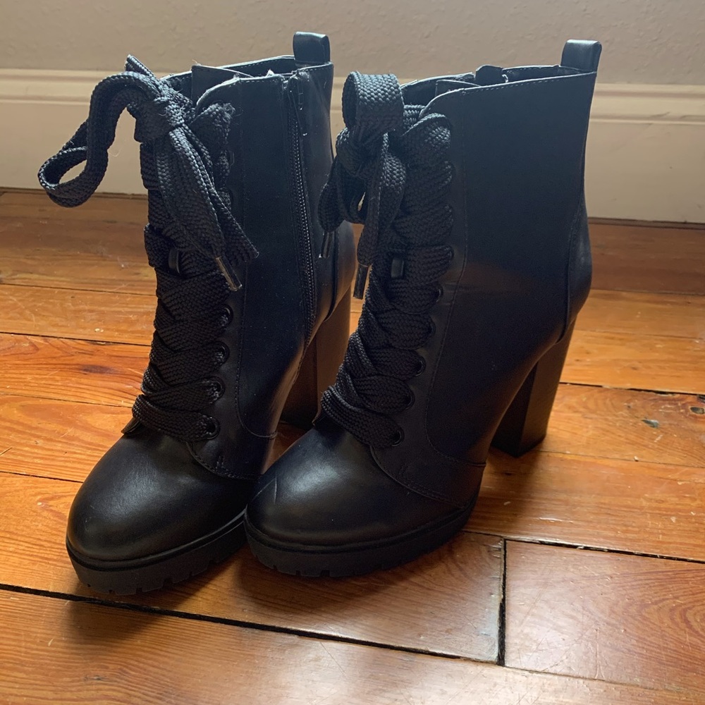 NWOT EXPRESS black heeled booties